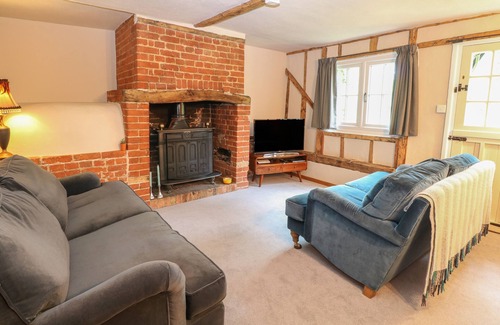 Diss Cabaña | SPARROW COTTAGE, family friendly, country holiday cottage in Hoxne