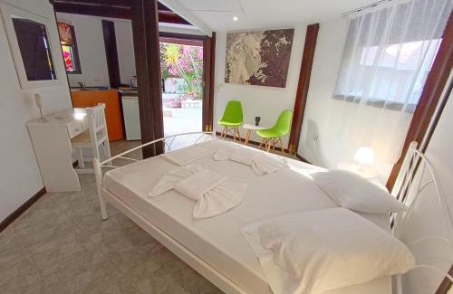 Minia Apartamento | Spasmata Village Marios bungalows only adults
