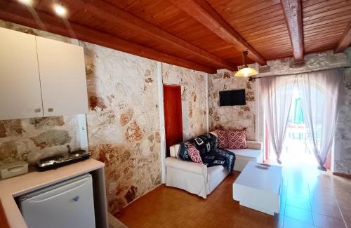 Minia Casa | Spasmata Village Stone Maisonette only adults