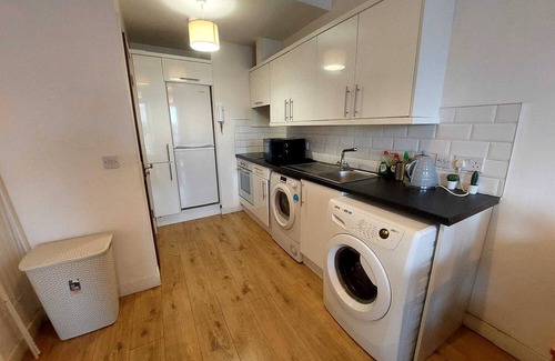 Haroldʼs Cross Condominio | Spatious & private 2 bedroom apartment 15 minute walk to all attractions