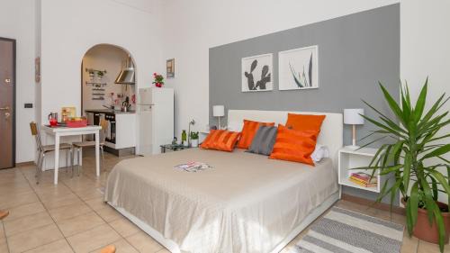 Zona Farini Apartamento | Spazio Isola- free WiFi