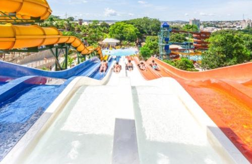 Prive das Caldas Apartamento | Spazzio diRoma com acesso ao Acqua Park - Luciana
