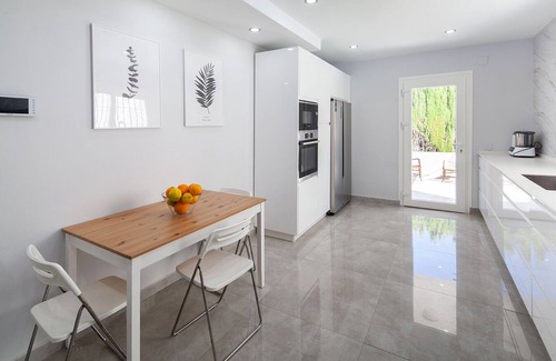 Valencina de la Concepción Villa | Spectacular villa next to Seville-Sevillarooms