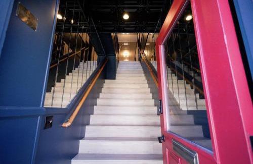 Nevada City Hotel | Speakeasy King Suite (Rm 2)