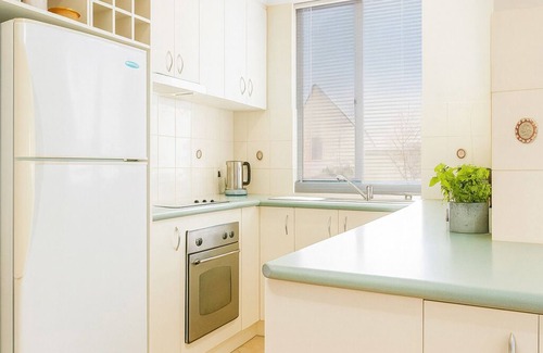 Halls Head Casa | Special - 20% off August stay Canal front retreat with pool, spa, jetty.