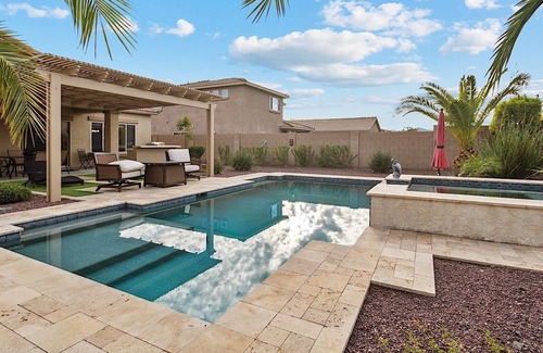 Surprise Farms Casa | Enchanted Luxury 3 BR Home / Piscina PVT / Spa / Animadores Dream / Surprise