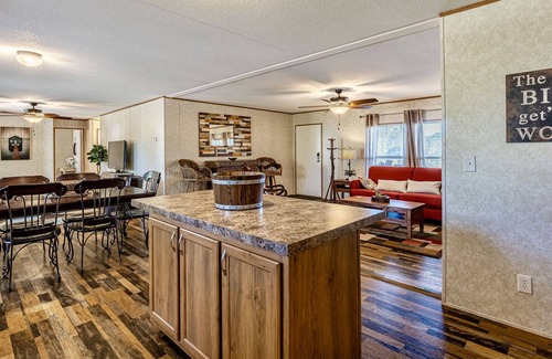 Interlachen Casa | Special Offer!! Sand Lake Retreat! LakeFront w/Private Beach + Tiny House