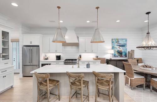 Lakeside at Blue Mountain Beach Casa | Special Price ☀️ 6 Seat Golf Cart | *Heated & Chilled Pool | New & Gated | Near Restaurants