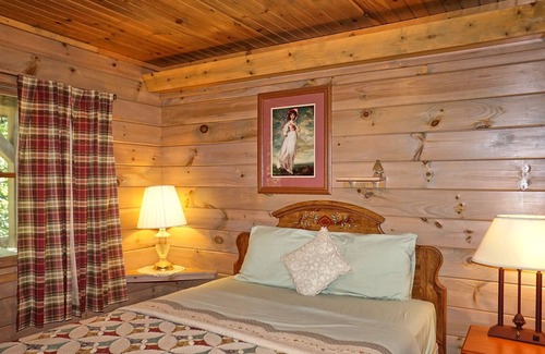 Cherokee Cabina | ¡Buckshot Cabin es el alquiler perfecto de Bryson City o Cherokee Cabin para usted!