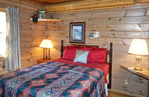 Cherokee Cabina | ¡Buckshot Cabin es el alquiler perfecto de Bryson City o Cherokee Cabin para usted!
