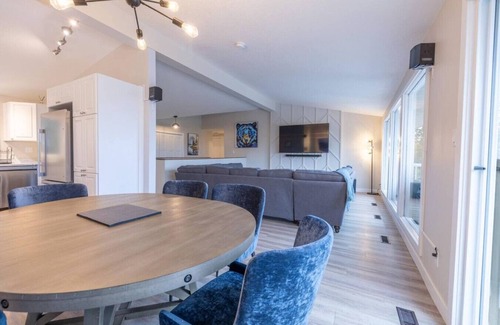 Hinton Casa | Specifically Designed for Large Families