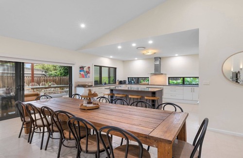Hawks Nest Casa | Speckled Nest, TOP NOTCH