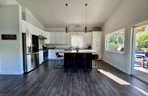 Tonasket Chalet De Esquí | Spectacle Lake Waterfront Retreat Chalet