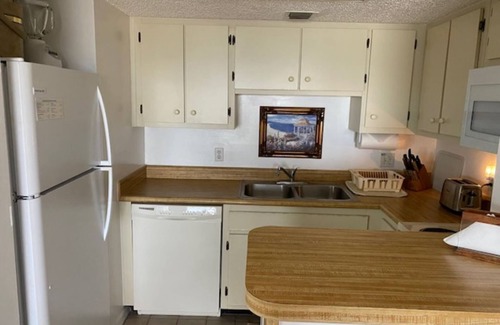 Glenwood Condominio | SPECTACUALR OCEAN AND POOL VIEW ORMOND BEACH FLORIDA CONDOMINIUM