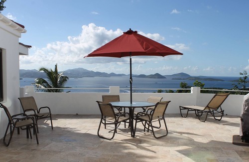 Estate Bethany Casa | Hermosa villa con piscina y vistas al mar: ¡20% de descuento en fechas seleccionadas! ¡Pregunte ahora!