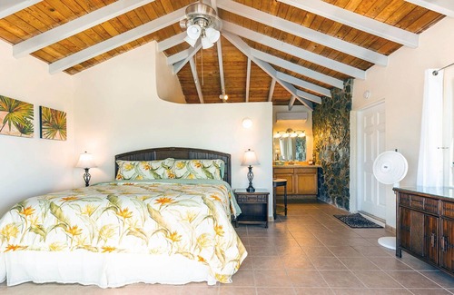 Estate Bethany Casa | Villa adosada con piscina y vistas al mar. ¡20% de descuento en fechas seleccionadas! ¡Pregunte ahora!