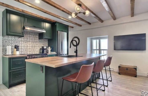 Old Quebec Apartamento | Spectacular 3 Bdrm Old Quebec Penthouse