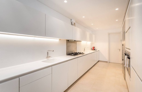 Mamilla Apartamento | Kariv 8 Mamila-Apartamento-Apartamento-Baño con bañera-Vista a la Ciudad