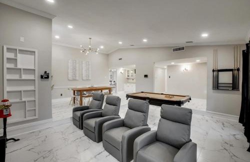 Northeast Carrollton Casa | Spectacular 4BR 2,5BA Holiday Home with Pool and Grill