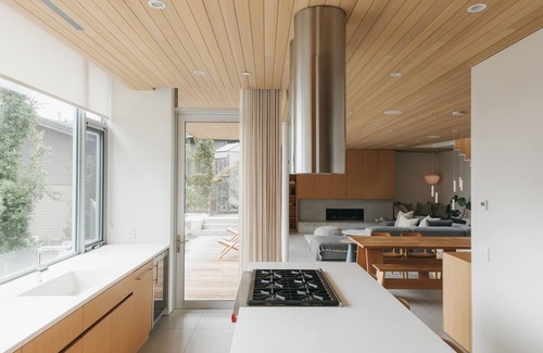 Squamish Casa | Spectacular Architectural Home with Mountain + Ocean Views