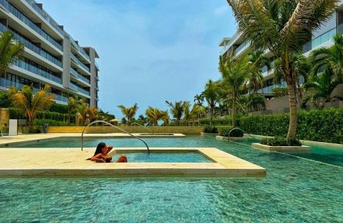 Zona Norte Apartamento | Spectacular Beachfront Apartment