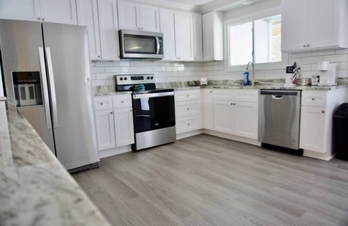 Long Bay Estates Cabaña | Spectacular Beach House Duplex w/Pool & Nearby Beach