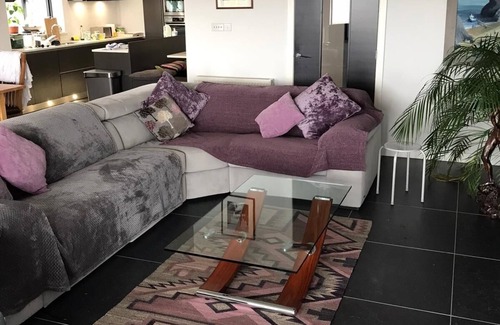 Sully Villa | Espectacular Villa cerca de Cardiff - Sully Village
