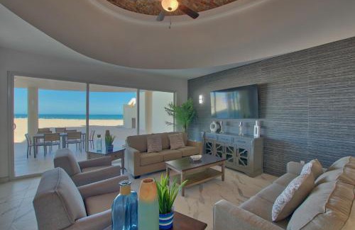 Puerto Peñasco Casa | Spectacular Beachfront 5 bedroom Home V13 Playa Azul Resort