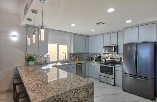 Puerto Peñasco Casa | Spectacular Beachfront 5 bedroom Home V13 Playa Azul Resort