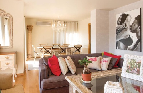 Montalvo Casa | 4 bedroom home in Pontevedra