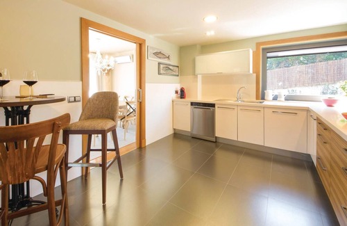 Montalvo Casa | 4 bedroom home in Pontevedra