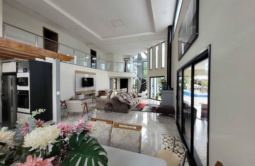 Mairinque Cabaña | spectacular chacara c heated pool air cond closed