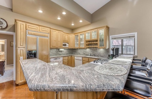 Zephyr Cove Condominio | Spectacular Getaway, steps from the Lake