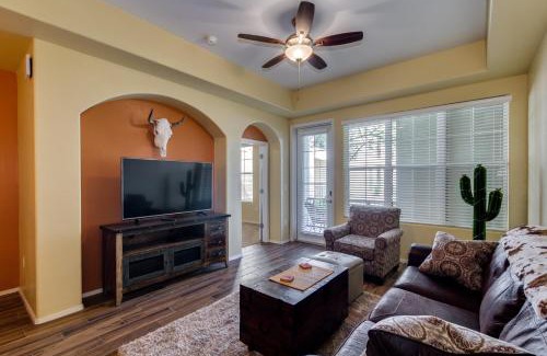 Surprise Apartamento | SPECTACULAR Ground Floor Condo Facing gorgeous COURTYARD! condo