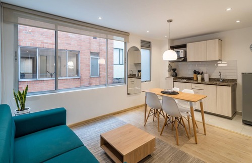 Financial District Apartamento | Spectacular High-End Apartment in Chapinero Alto with Wifi