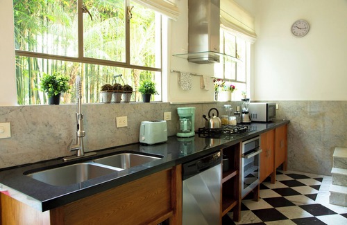 Granada Casa | Spectacular house in the heart of Polanco with with terrace and garden