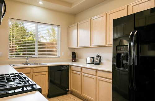 Northeast Heights Casa | Amazing Home Northeast Heights- Cerca de Casino, Golf, Senderismo, I-25, Fiesta con globos
