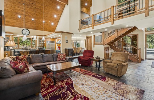 Incline Village Casa | Spectacular low elevation home at its finest!