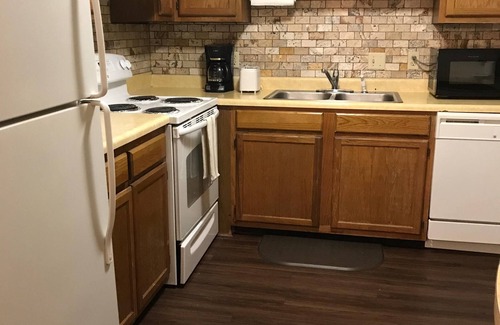 Sugar Mountain Condominio | Espectacular Mile High View, AHORRA $$, WiFi gratis rápido, piscina, televisores inteligentes, W / Secadora