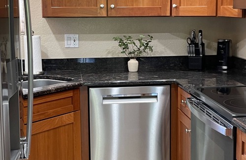 Tucson Condominio | Spectacular Mountain View! Private Second Floor, Two Bedroom, two bath Condo