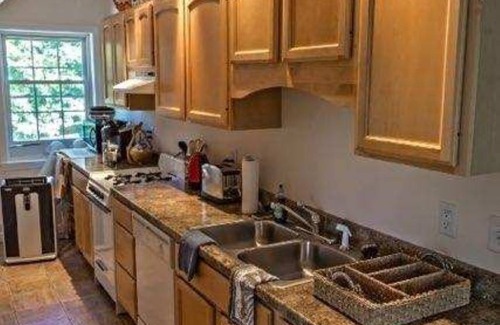 Gill Casa | Spectacular Mountain views with all the amentities nearby