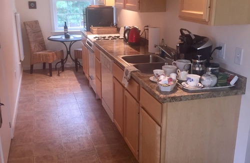 Gill Casa | Spectacular Mountain views with all the amentities nearby