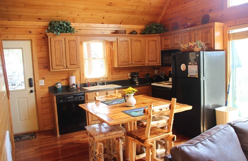 Gatlinburg Cabina | Espectaculares vistas MTN, a minutos de Gatlinburg, jacuzzi, WiFi