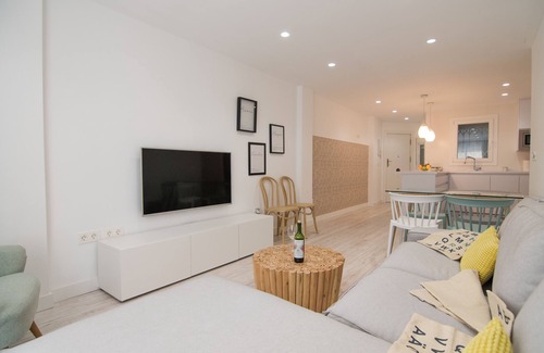 Beiro Casa | Espectacular apartamento recién reformado en Granada, zona Caleta.