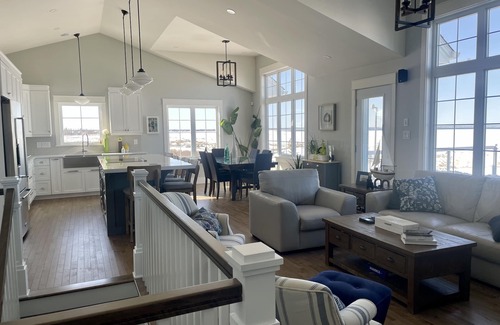 Cap-Pele Casa | SPECTACULAR OCEAN VIEWS EVERY ROOM, EXECUTIVE HOME DIRECTLY ON SANDY BEACH!