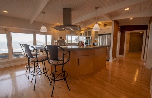 Brookings Apartamento | Spectacular Ocean Front Views "Sea Star Escape" A