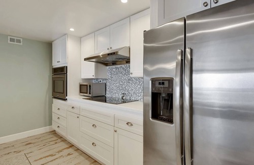 East Wind South Condominio | Condominio frente al mar * Wi-Fi y estacionamiento gratis * Piscina * Cancha de tenis * Suministros de playa * Aire acondicionado