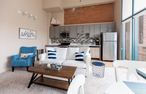 Sandusky Condominio | Hermosa escapada frente al mar para cuatro!