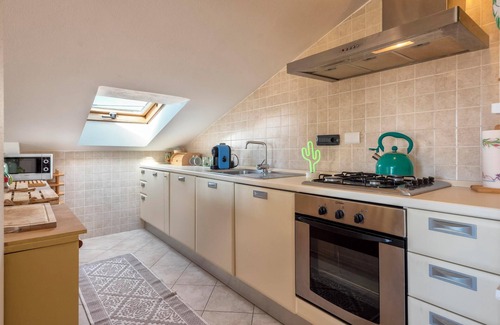 Alghero Apartamento | Apartamento con vista al mar, terraza, Wi-Fi y aire acondicionado; Aparcamiento disponible