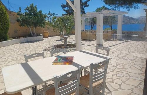 Leros Apartamento | Spectacular Seaview Apartment